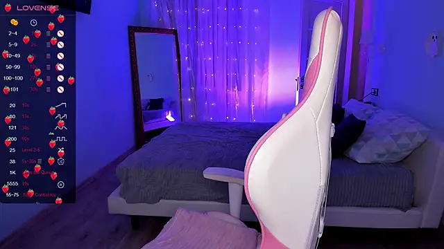 AdeleRoberts online show from 11-10-25, 02:10