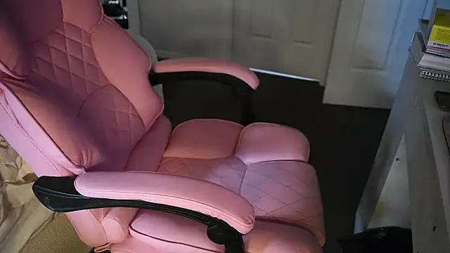 notoriousnatureXO online show from 03-24-26, 10:26