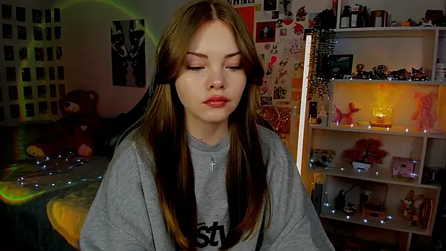 AkiraKatsu online show from 04-12-26, 10:09