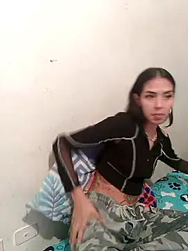 Snapshot of Alisson_420 chatting on 02-15-25, 02:15 Alisson 420 online show from 02-15-25, 02:15