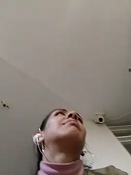 Snapshot of Alisson_420 chatting on 10-23-25, 01:38 Alisson 420 online show from 10-23-25, 01:38