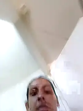 Snapshot of Alisson_420 chatting on 11-17-25, 04:13 Alisson 420 online show from 11-17-25, 04:13