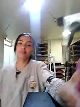 Snapshot of Alisson_420 chatting on 11-29-25, 08:12 Alisson 420 online show from 11-29-25, 08:12