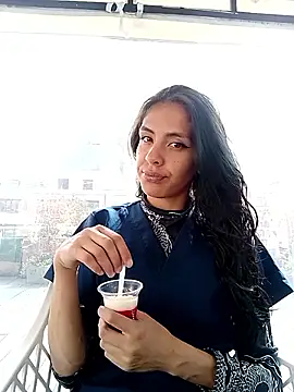 Snapshot of Alisson_420 chatting on 02-03-26, 07:52 Alisson 420 online show from 02-03-26, 07:52