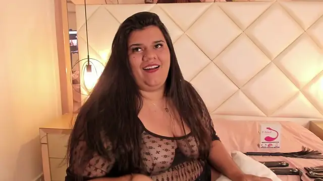 Snapshot of Any_Klartt chatting on 12-13-24, 06:53 Any Klartt online show from 12-13-24, 06:53