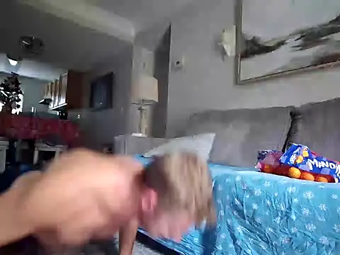 Snapshot of TeacherCreator chatting on 12-23-24, 03:12 TeacherCreator online show from 12-23-24, 03:12