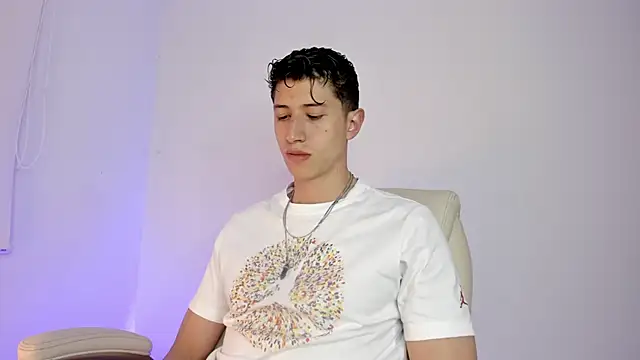 Dorianmistery2322  online show from 04-18-26, 12:03