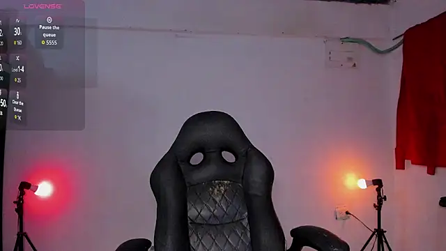 Snapshot of Heka_Prudence chatting on 07-01-26, 04:25 Heka Prudence online show from 07-01-26, 04:25