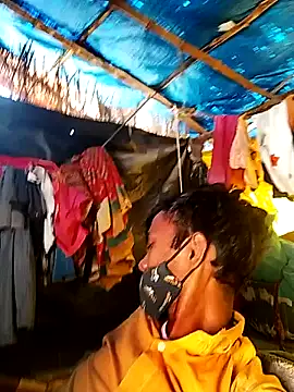 Snapshot of Gyan88 chatting on 03-21-25, 08:39 Gyan88 online show from 03-21-25, 08:39