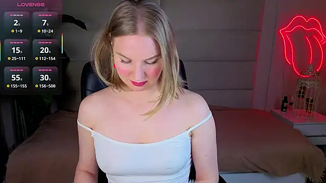 Angel Nikole online show from 02-23-26, 01:47