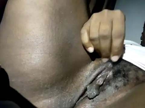 Naturaltree33 online show from 03-18-26, 01:53