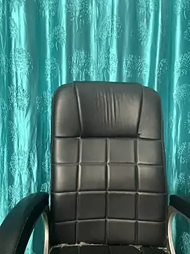 Snapshot of poision51 chatting on 02-25-25, 10:04 poision51 online show from 02-25-25, 10:04