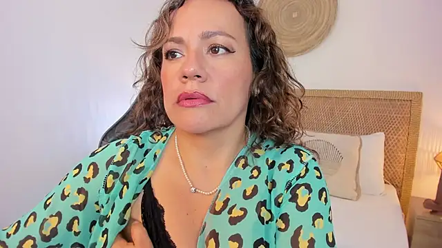 gipsela gomez online show from 03-25-26, 07:31