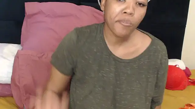 Busty-Londie online show from 09-26-25, 03:38