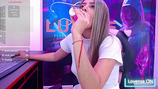 miacarperr1 online show from 02-11-25, 12:49