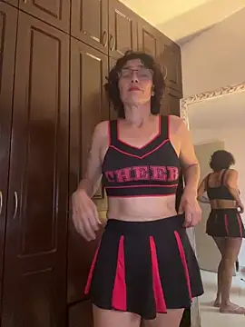 MireyaTorresGu online show from 02-04-26, 12:22