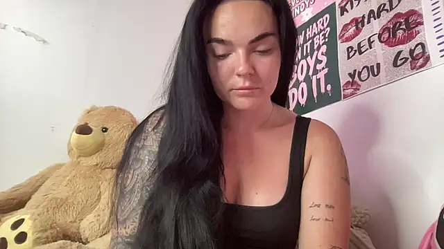 yorkshiregal online show from 07-05-26, 05:14