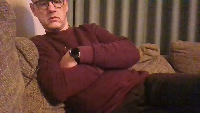 Snapshot of Hectorthyssen1 chatting on 02-22-25, 11:46 Hectorthyssen1 online show from 02-22-25, 11:46