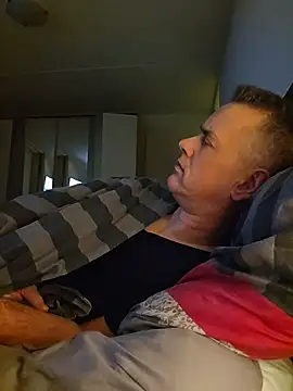 Hectorthyssen1 online show from 11-15-25, 10:48