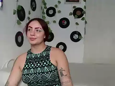 Snapshot of Hannafoster chatting on 12-14-24, 09:35 Hannafoster online show from 12-14-24, 09:35