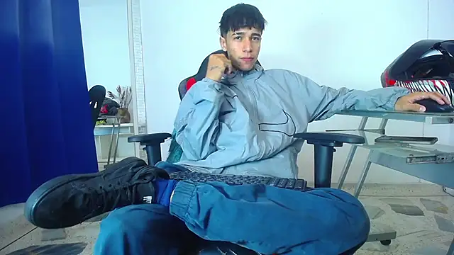 Zacktk7 online show from 12-06-24, 11:14