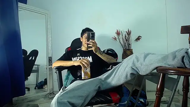 Zacktk7 online show from 01-17-25, 08:22