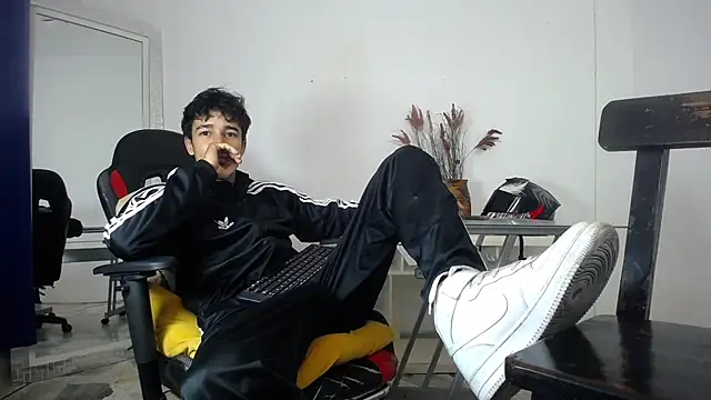 Zacktk7 online show from 01-22-25, 10:59