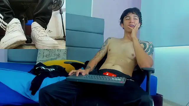 Zacktk7 online show from 02-08-25, 05:39