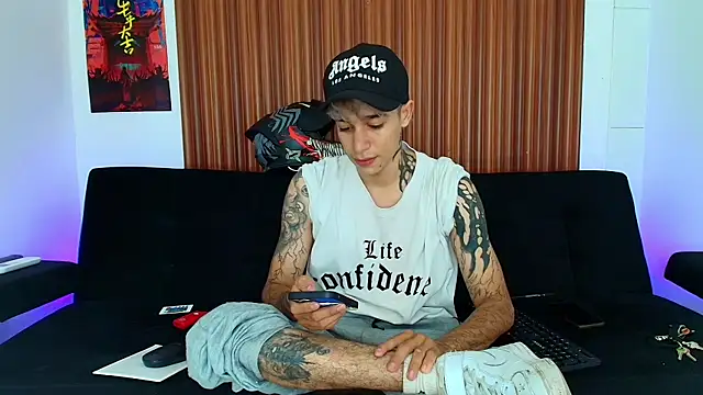 Zacktk7 online show from 03-15-25, 07:05