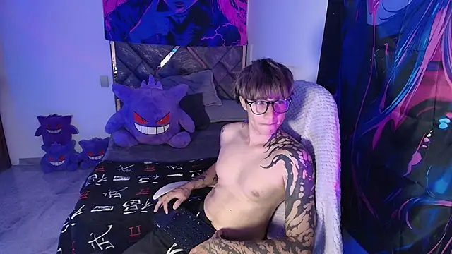 Zacktk7 online show from 04-21-26, 12:23