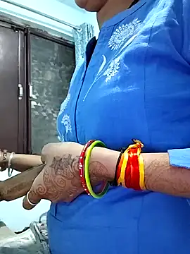 Snapshot of Sexy-Mona2 chatting on 12-07-24, 01:40 Sexy-Mona2 online show from 12-07-24, 01:40