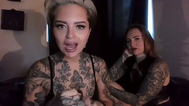 Alexandersonxo online show from 11-30-25, 11:03