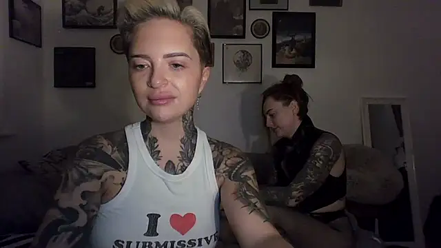 Alexandersonxo online show from 12-15-25, 08:07