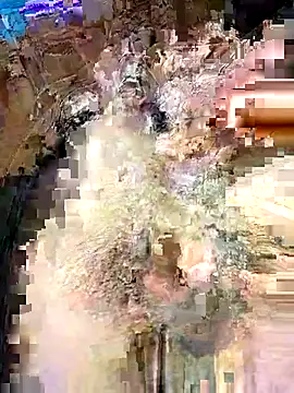 Snapshot of JulesG18 chatting on 02-14-26, 01:52 JulesG18 online show from 02-14-26, 01:52