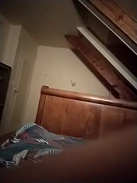 Snapshot of JulesG18 chatting on 02-25-26, 10:19 JulesG18 online show from 02-25-26, 10:19