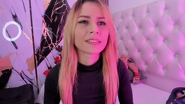 sophiee evanss  online show from 12-21-24, 09:23