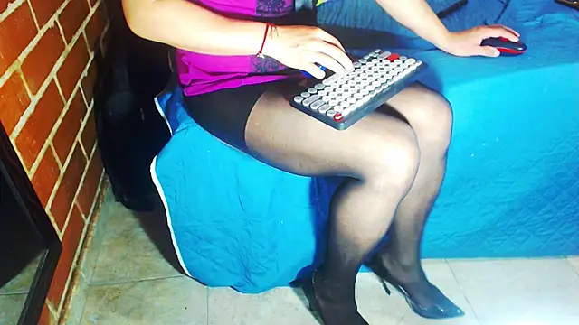 alexandrasexy32 online show from 07-31-26, 05:23