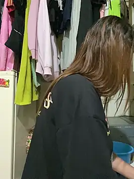 Keittly  online show from 12-19-24, 12:45