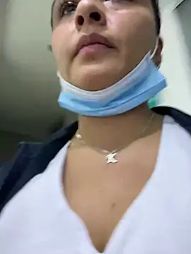 Keittly  online show from 12-22-24, 02:49