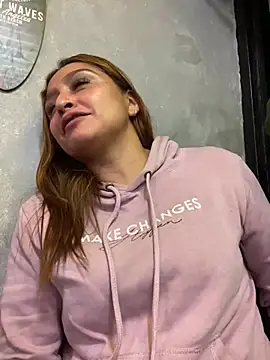 Keittly  online show from 12-27-24, 01:53