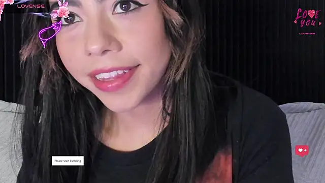 Snapshot of AndreaVelasco chatting on 07-13-26, 03:37 AndreaVelasco online show from 07-13-26, 03:37