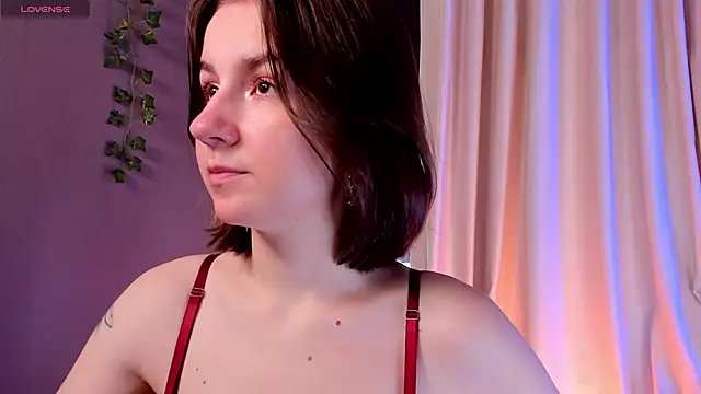 Snapshot of mind_game chatting on 01-19-25, 05:26 mind game online show from 01-19-25, 05:26