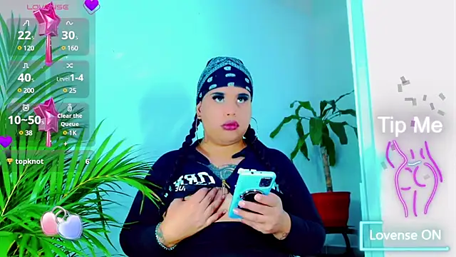 Snapshot of nauthyvalentina chatting on 02-05-25, 06:37 nauthyvalentina online show from 02-05-25, 06:37