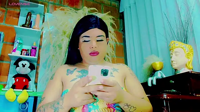 Snapshot of nauthyvalentina chatting on 02-18-26, 02:02 nauthyvalentina online show from 02-18-26, 02:02