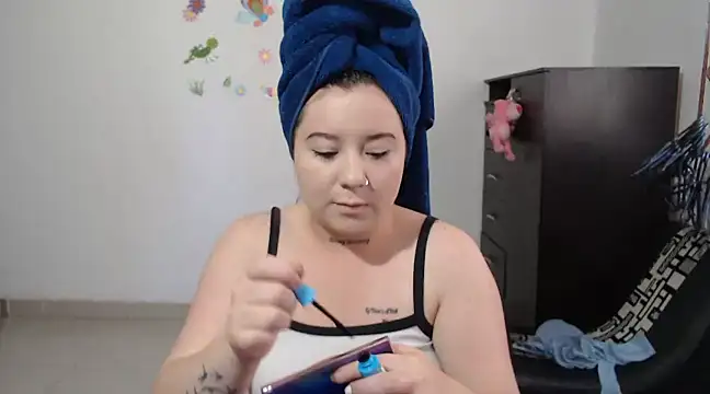 Snapshot of allison_11p chatting on 12-10-24, 01:44 allison 11p online show from 12-10-24, 01:44