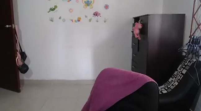 Snapshot of allison_11p chatting on 12-24-24, 03:58 allison 11p online show from 12-24-24, 03:58