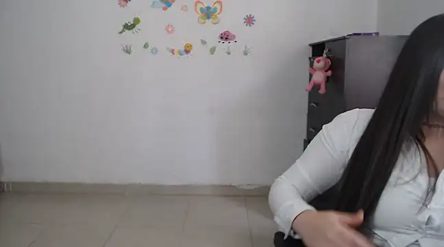 Snapshot of allison_11p chatting on 01-04-25, 03:39 allison 11p online show from 01-04-25, 03:39