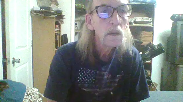 friendlychat1 online show from 10-09-25, 02:42