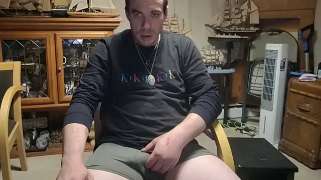 ScubaStevex online show from 04-09-26, 09:26