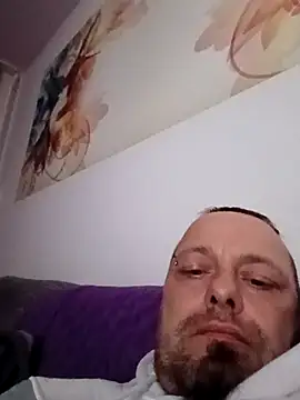 ich411983 online show from 09-23-25, 08:01